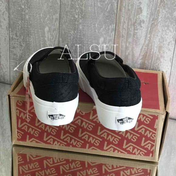 VANS Classic Slip On Embossed Black Kid’s AUTHENTI - Picture 7 of 8